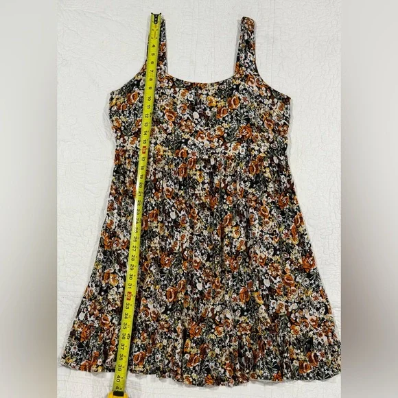 Millenium Womens Floral Tiered Sundress in Black and Orange Size L 100% Rayon - Picture 4 of 6
